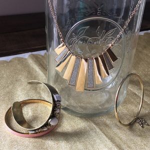 ❗️NEW❗️Gold and Glitter Silver Necklace